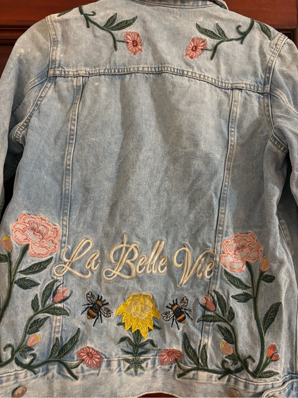 Embroidered Light Blue Denim Jacket - La Belle Vie